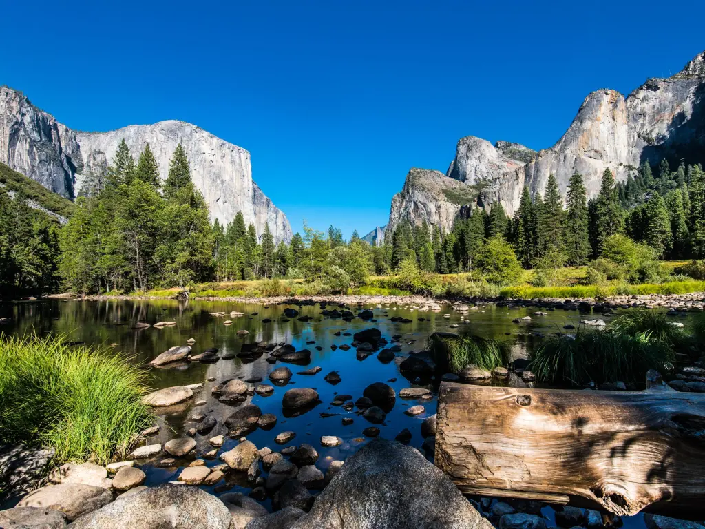 Yosemite National Park, Mountains and Valley view